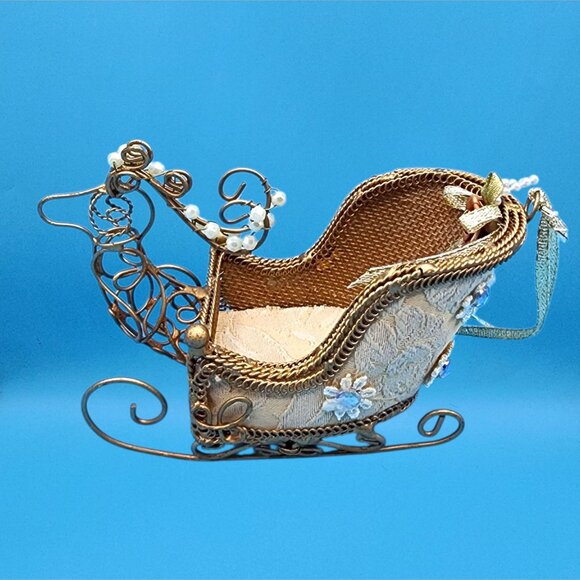 Victorian Reindeer Sleigh Ornament Gold Wire Lace Beaded Christmas Decor - Picture 7 of 11